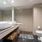 Daire By The Atlantic 3-bedroom *