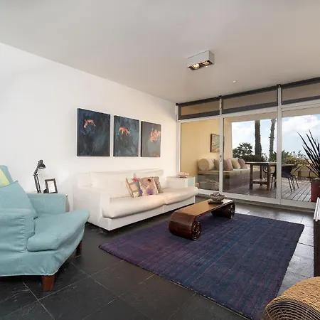 דירה By The Atlantic 3-bedroom פונשל