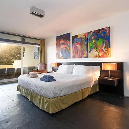 דירה By The Atlantic 3-bedroom פונשל