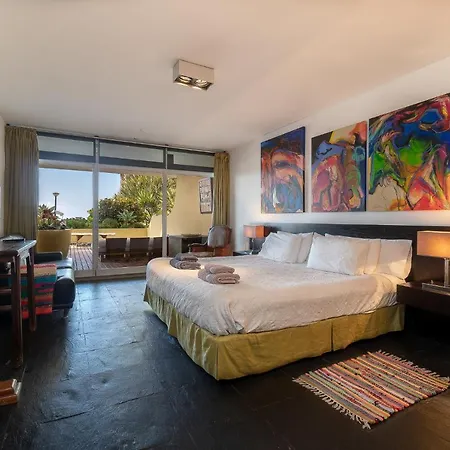 דירה By The Atlantic 3-bedroom