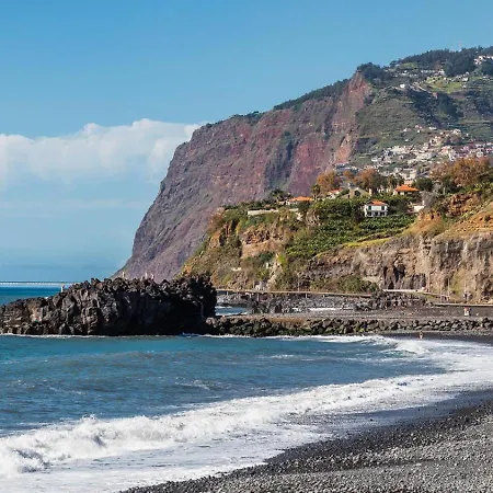 By The Atlantic 3-bedroom Appartement