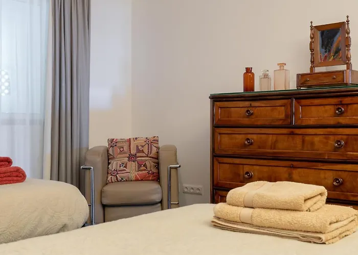 By The Atlantic 3-bedroom * Funchal (Madeira)