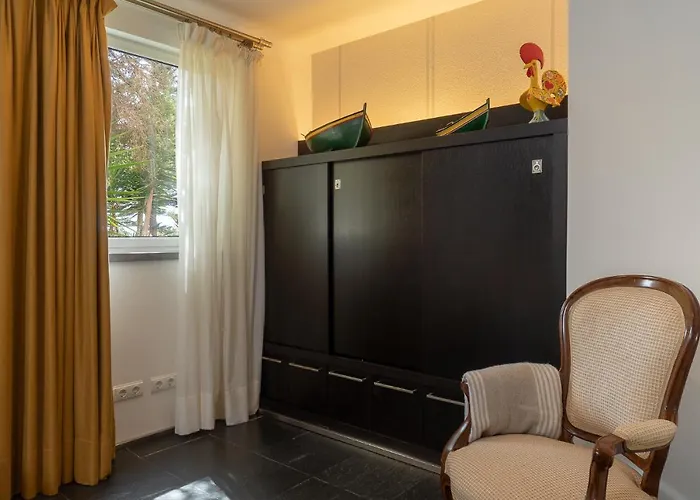 By The Atlantic 3-bedroom アパート